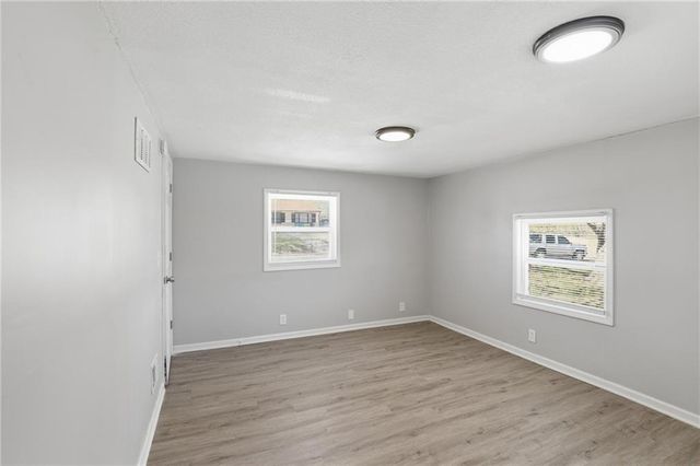 3431 N 39th Street, Kansas City, KS 66104