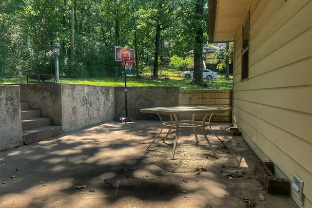 221 W 23rd Street, Russellville, AR 72801