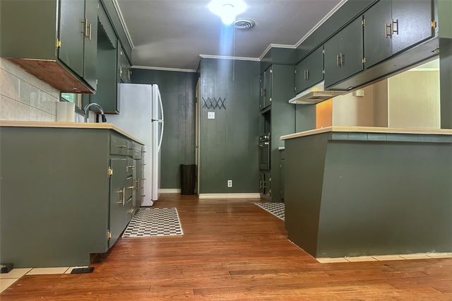 221 W 23rd Street, Russellville, AR 72801