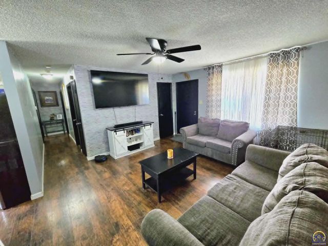 3112 SE Michigan AVE, Topeka, KS 66605