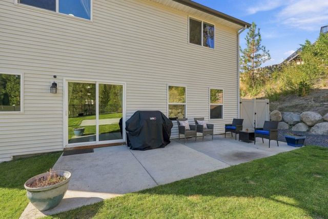 4814 N Emerald Ln, Spokane, WA 99212