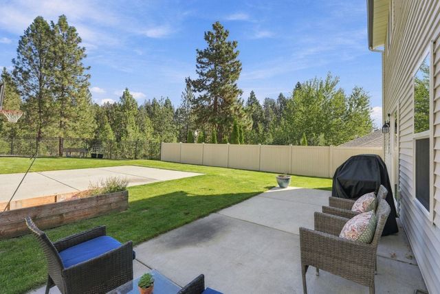 4814 N Emerald Ln, Spokane, WA 99212