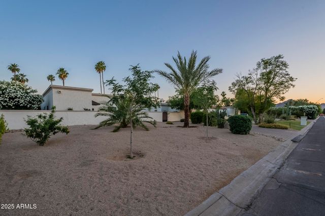 7471 E NORTHERN Avenue, Scottsdale, AZ 85258