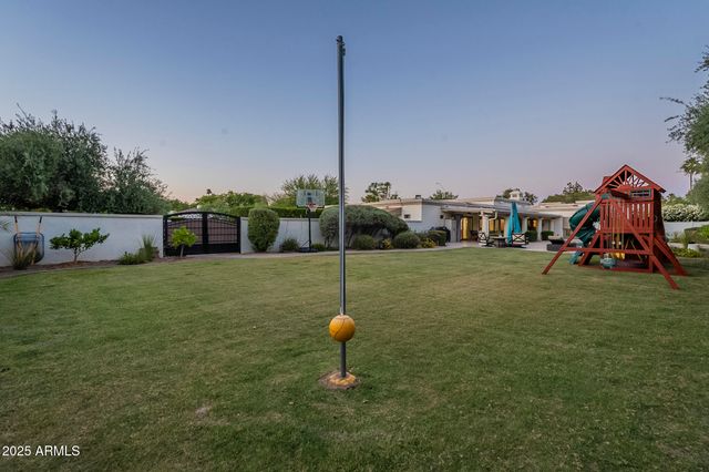 7471 E NORTHERN Avenue, Scottsdale, AZ 85258