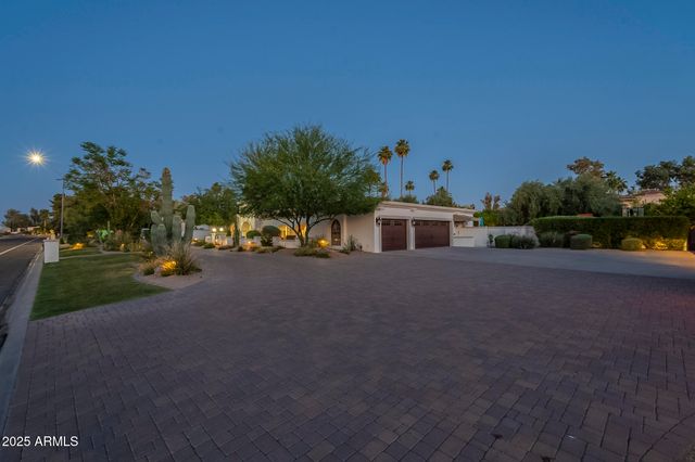 7471 E NORTHERN Avenue, Scottsdale, AZ 85258