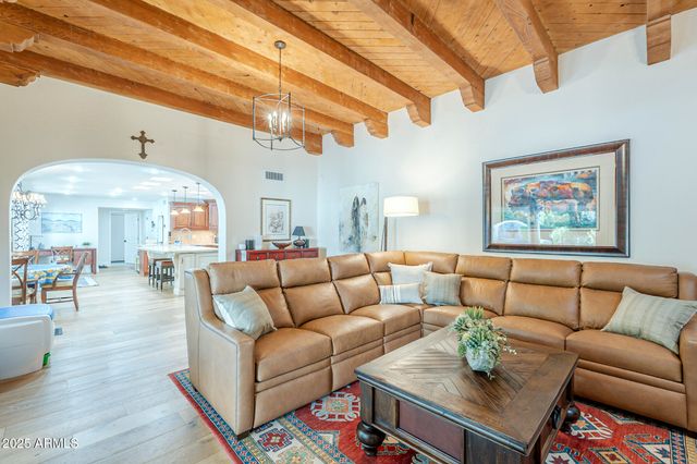 7471 E NORTHERN Avenue, Scottsdale, AZ 85258