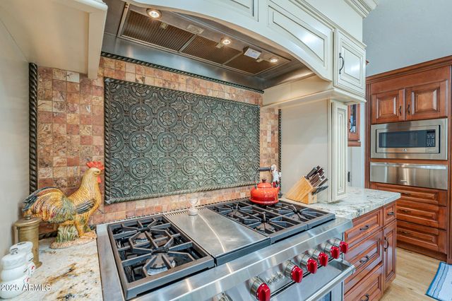 7471 E NORTHERN Avenue, Scottsdale, AZ 85258