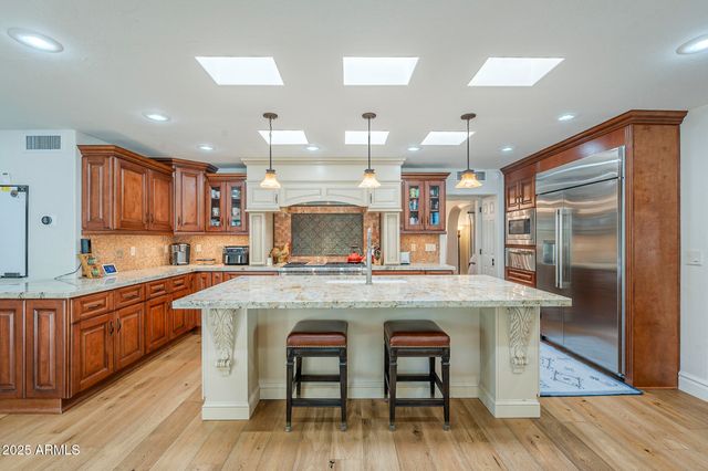 7471 E NORTHERN Avenue, Scottsdale, AZ 85258