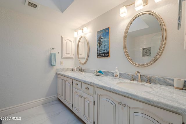 7471 E NORTHERN Avenue, Scottsdale, AZ 85258