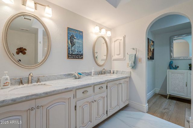 7471 E NORTHERN Avenue, Scottsdale, AZ 85258