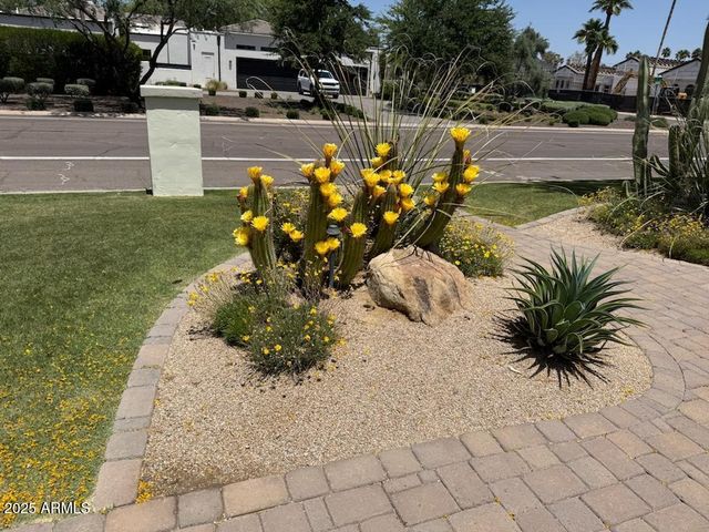 7471 E NORTHERN Avenue, Scottsdale, AZ 85258