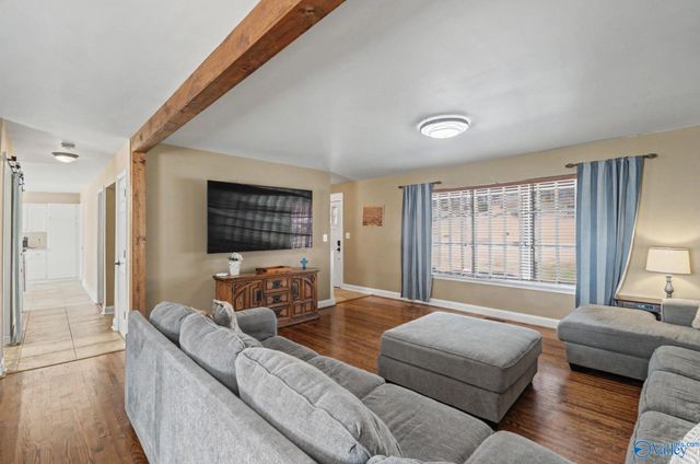 2811 Barcody Road SE, Huntsville, AL 35801