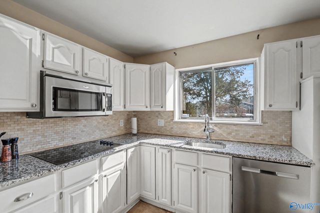 2811 Barcody Road SE, Huntsville, AL 35801