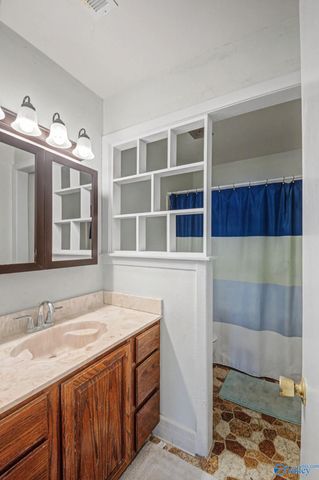 2811 Barcody Road SE, Huntsville, AL 35801