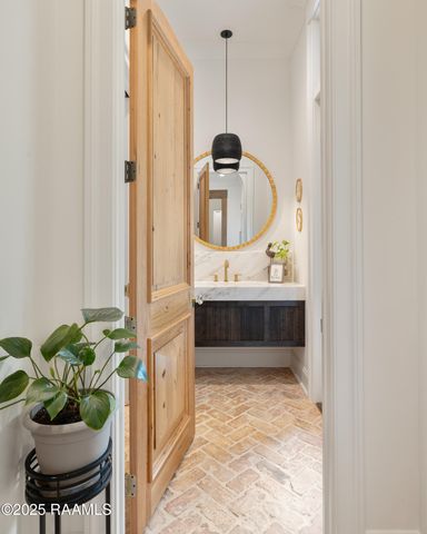 107 Pondside Drive, Lafayette, LA 70503