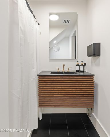 107 Pondside Drive, Lafayette, LA 70503