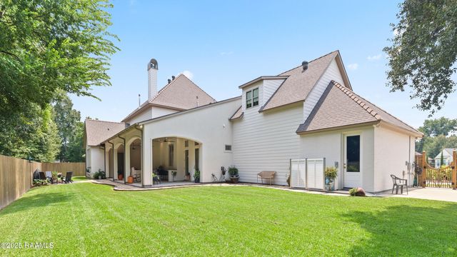 107 Pondside Drive, Lafayette, LA 70503