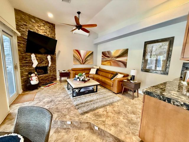 73095 Deer Grass Drive, Palm Desert, CA 92260