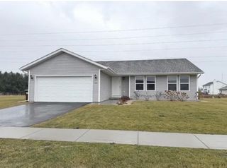 1135 RUSSELL Road, Belvidere, IL 61008