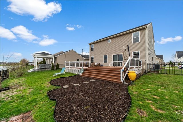 6120 Greenview Trail, North Ridgeville, OH 44039