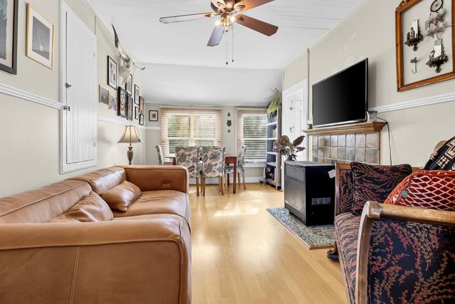 883 Lighthouse Avenue, Monterey, CA 93940