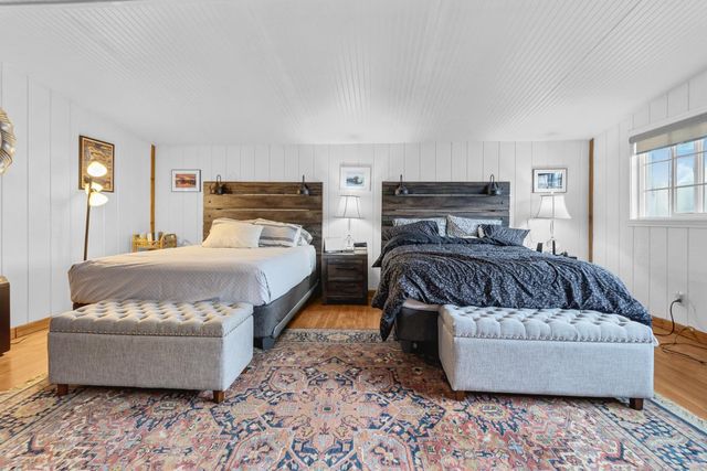 883 Lighthouse Avenue, Monterey, CA 93940