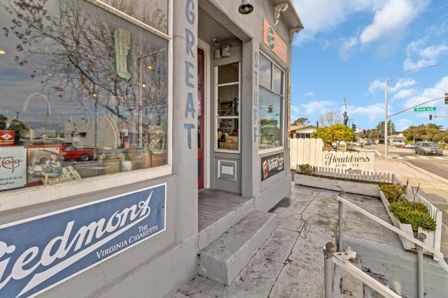 883 Lighthouse Avenue, Monterey, CA 93940