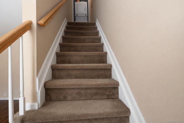 2040 State Route 17k 1, Montgomery, NY 12549