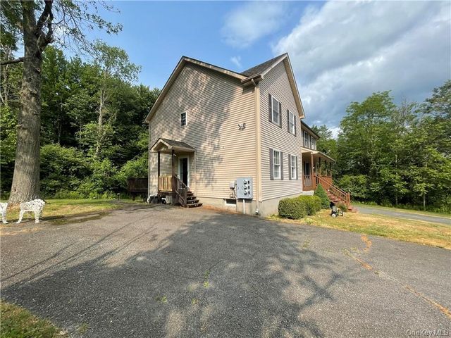 2040 State Route 17k 1, Montgomery, NY 12549