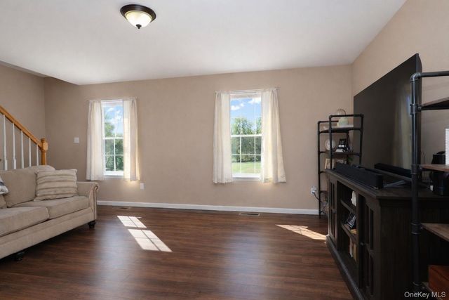 2040 State Route 17k 1, Montgomery, NY 12549