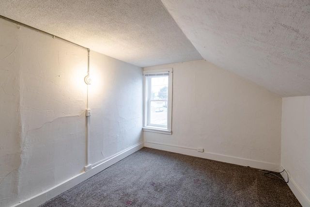 802 Charles STREET, La Crosse, WI 54603