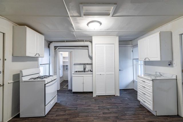 802 Charles STREET, La Crosse, WI 54603