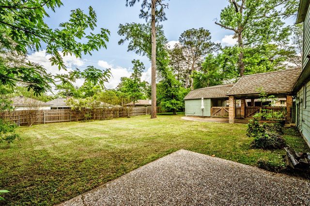 235 Royal Oaks, Huntsville, TX 77320