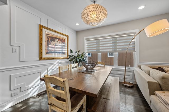 5711 N Karlov Avenue N, Chicago, IL 60646