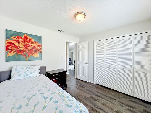 1050 ABELL CIRCLE, Oviedo, FL 32765