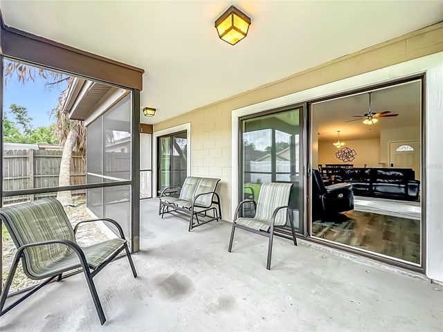 1050 ABELL CIRCLE, Oviedo, FL 32765