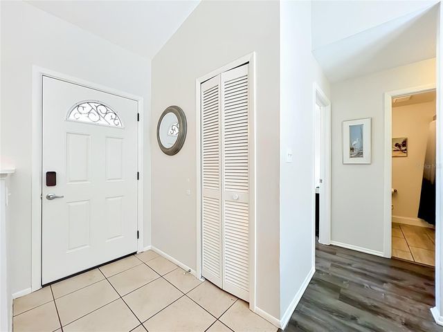 1050 ABELL CIRCLE, Oviedo, FL 32765