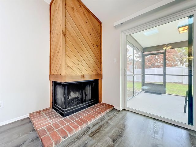 1050 ABELL CIRCLE, Oviedo, FL 32765