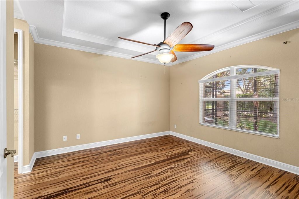 Image 14 of property listing at 10321 BELFRY CIRCLE, Orlando, FL 32832