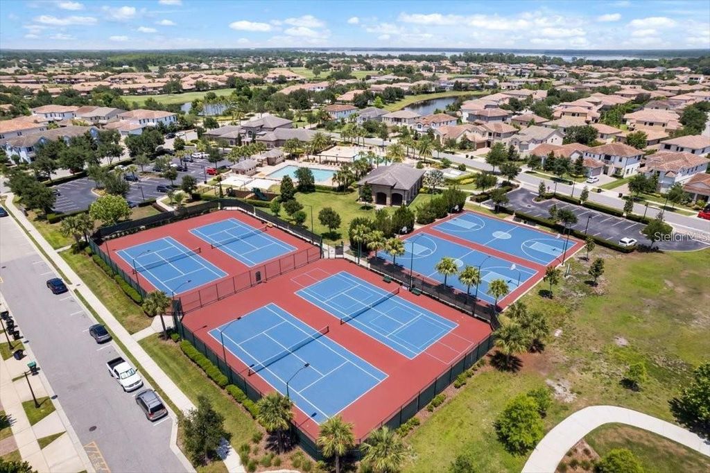 Image 34 of property listing at 10321 BELFRY CIRCLE, Orlando, FL 32832