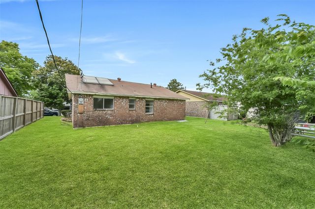 10987 Fairland Drive, Houston, TX 77051