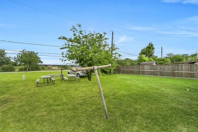 10987 Fairland Drive, Houston, TX 77051