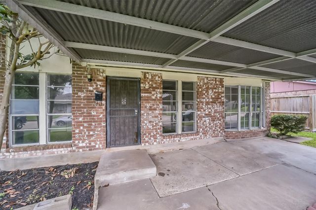 10987 Fairland Drive, Houston, TX 77051