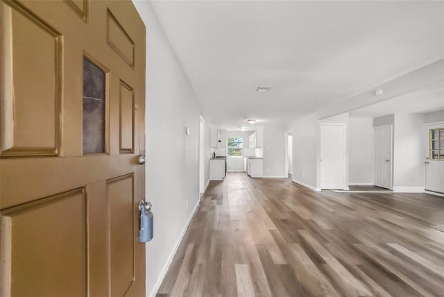 10987 Fairland Drive, Houston, TX 77051