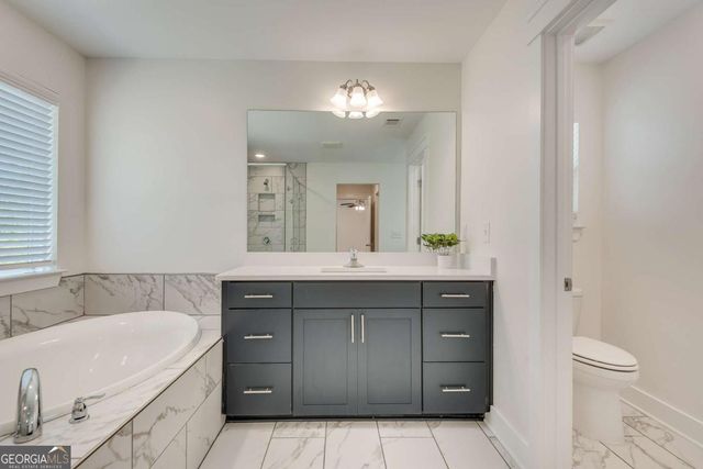 6809 Benjamin Drive, Flowery Branch, GA 30542