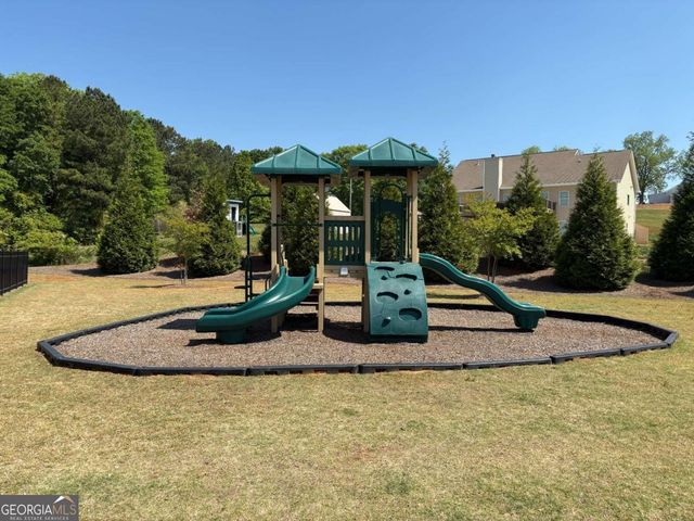 6809 Benjamin Drive, Flowery Branch, GA 30542