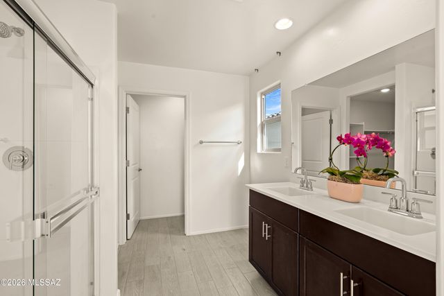 4818 E Greenway Wash Drive, Tucson, AZ 85706