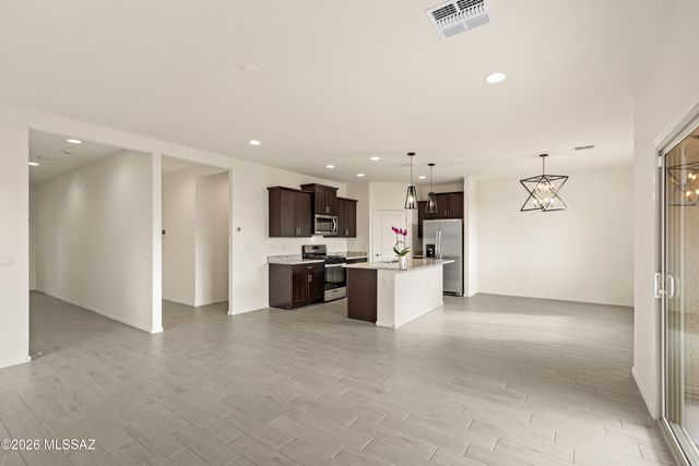 4818 E Greenway Wash Drive, Tucson, AZ 85706