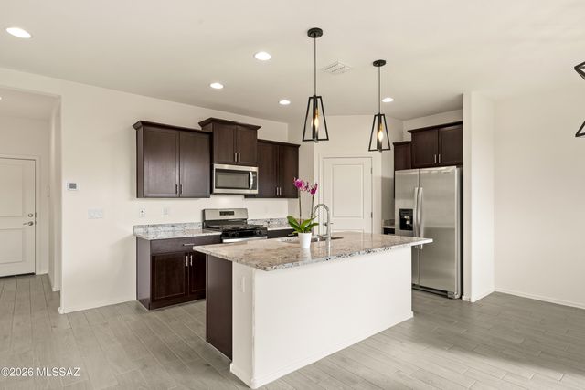 4818 E Greenway Wash Drive, Tucson, AZ 85706