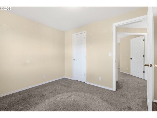 3818 LONG RIDGE Dr, Springfield, OR 97478